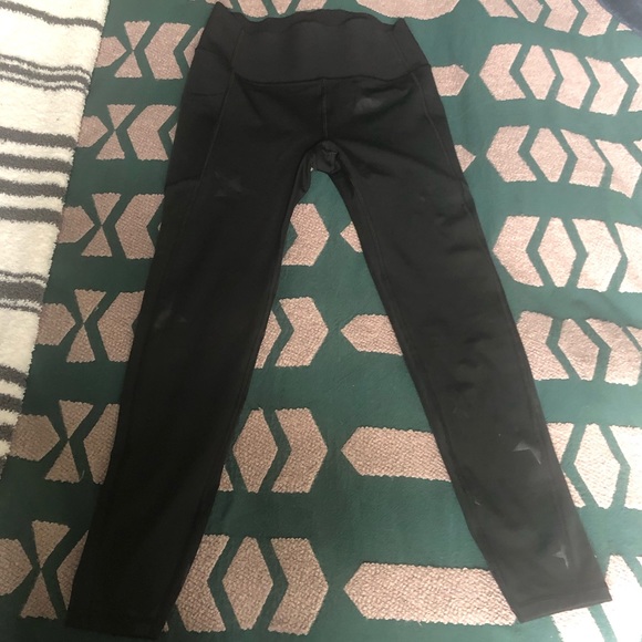 GapFit black leggings- star design - Picture 4 of 6